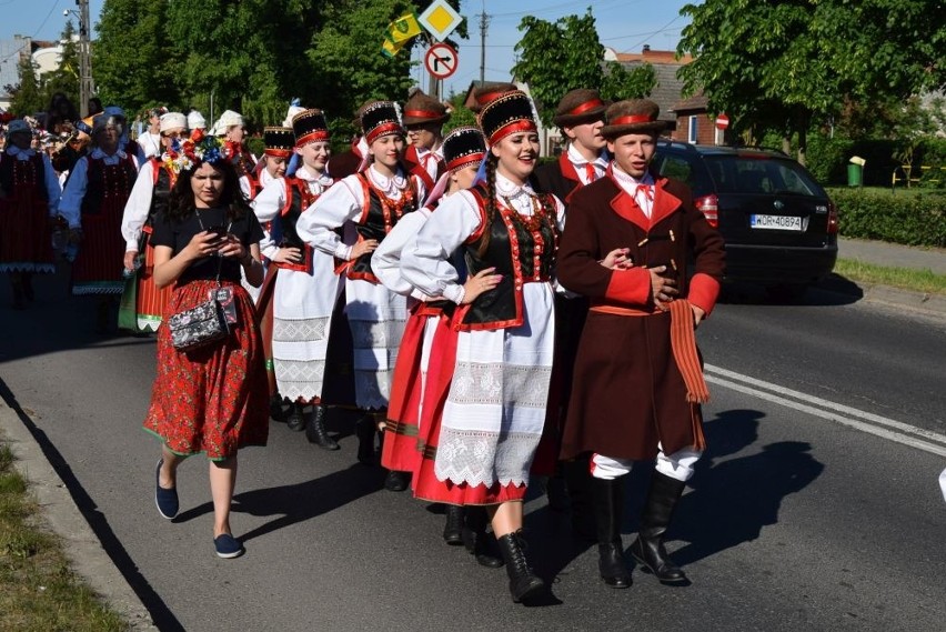 Ostrów Mazowiecka. Festiwal „Moda na Folklor” [ZDJĘCIA, WIDEO]