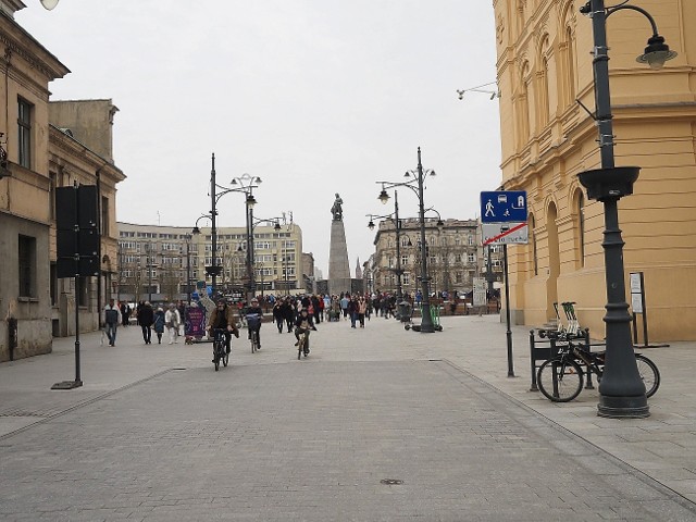 Plac Wolności został niedawno wyremontowany