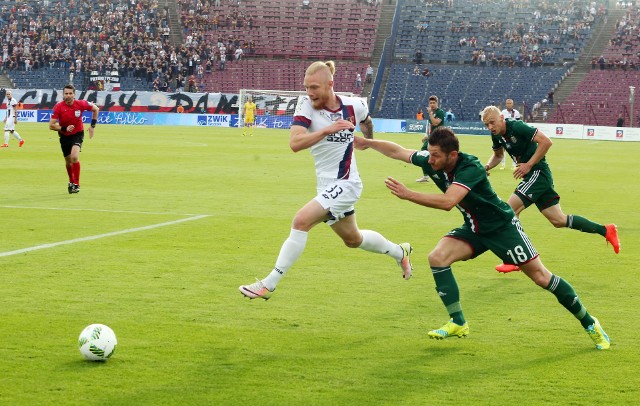 Mateusz Lewandowski podczas meczu Pogoni ze Śląskiem Wrocław