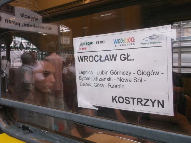 Pociąg Siema! z Wrocławia na przystanek Woodstock