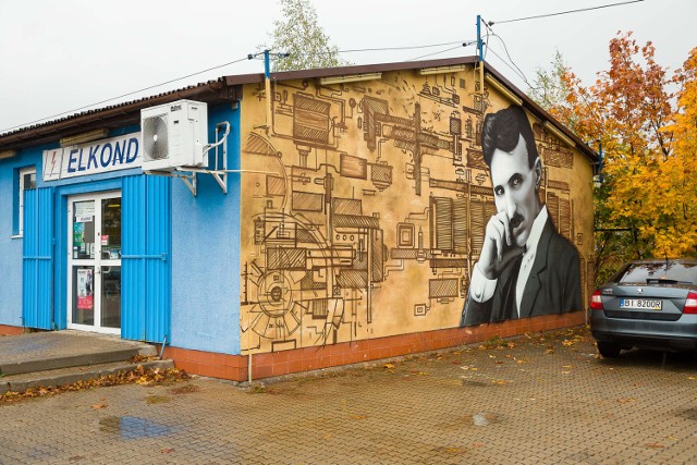 Mural z Teslą powinien być gotowy do końca października. Aura, niestety, nie sprzyja twórcom. Prace zostały chwilowo wstrzymane