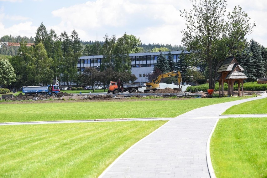 Zakopane: Dolna Rówień Krupowa będzie gotowa miesiąc po pierwszym terminie