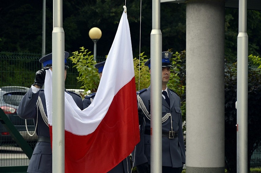 Gorlice. Święto policji, wręczono awanse i podziękowano za ciężką służbę [ZDJĘCIA]