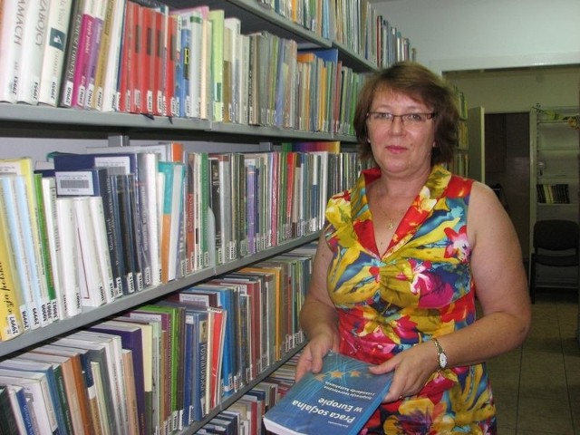 Bożena Jamorska, kierownik Biblioteki Pedagogicznej w Ostrowi Mazowieckiej