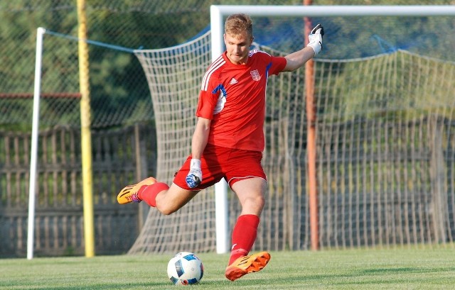 Bramkarz Wiernej Małogoszcz - Artur Marzec rozegrał bardzo dobre spotkanie w Radzyniu Podlaskim przeciwko Orlętom.