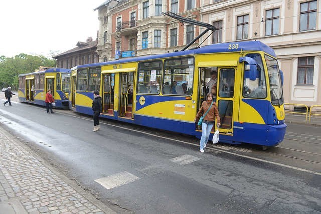 Remontowane w Toruniu przez MZK tramwaje są od 2007 roku malowane na żółto-niebiesko