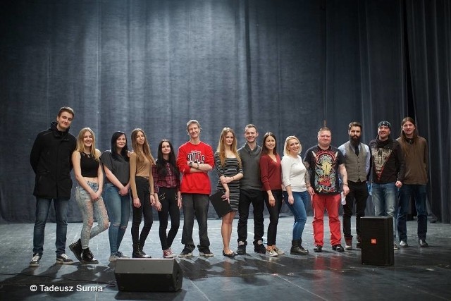 Finaliści III Przeglądu Młodych Muzyków w Stargardzie z jury na dużej scenie SCK