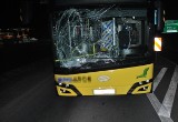 Wypadek śmiertelny w Świerklańcu. Autobus potrącił mężczyznę, który wbiegł na jezdnię