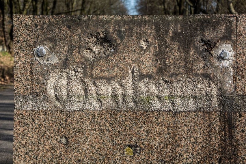 Generał zmarł w Poznaniu 15 września 1843 r. Kamień na jego...