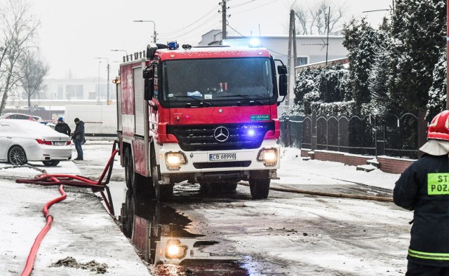 Dyżurny Stanowiska Kierowania Komendanta Miejskiego PSP w Bydgoszczy zgłoszenie o pożarze otrzymał o godz. 12.51