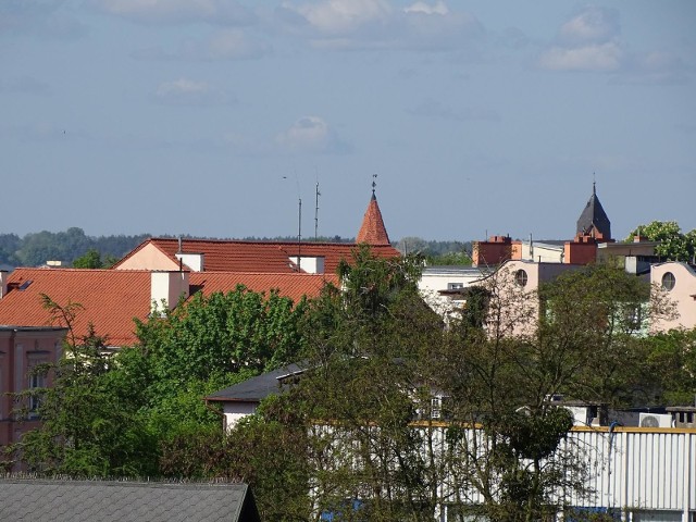 Z najwyższych obiektów w Chełmnie - zabytków, a nawet z okien i balkonów naszych Czytelników, zrobiliśmy zdjęcia, dzięki którym możemy zobaczyć miasto i okolice z innej perspektywy niż ta podczas spaceru. Zobaczcie Miasto Zakochanych z najwyższych obiektów w różnych częściach naszej małej ojczyzny.