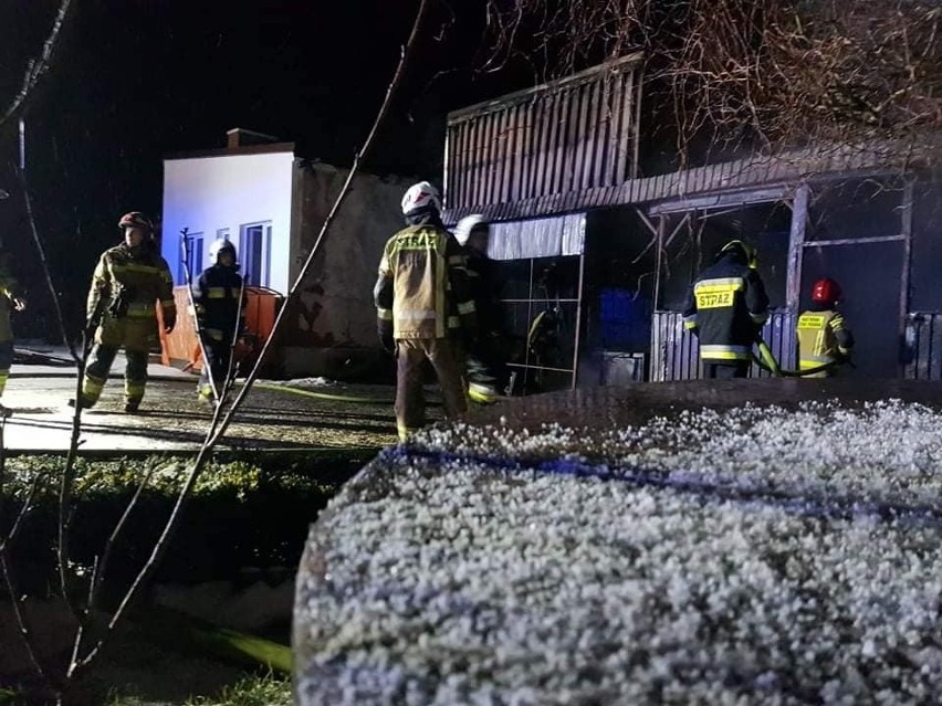 Zabłudów. Pożar warsztatu samochodowego. W środku znajdowały...