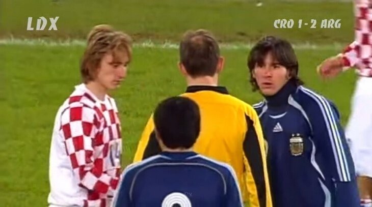 Luka Modrić i Leo Messi – fo faulu Chorwata Argentyńczyk nie...