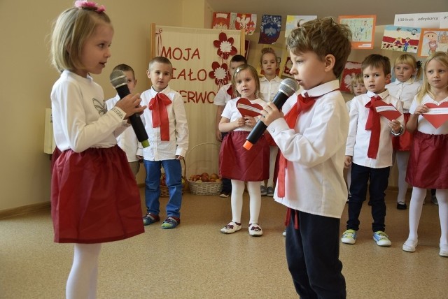 W Przedszkolu Małych Odkrywców podsumowano konkurs plastyczny Moja Biało-Czerwona. Konkurs został zorganizowany z okazji 100-lecia niepodległości Polski. Wpłynęło ponad 40 prac uczniów skierniewickich przedszkoli.