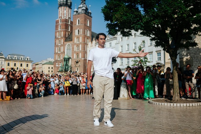 Matteo Bocelli na krakowskim Rynku Głównym