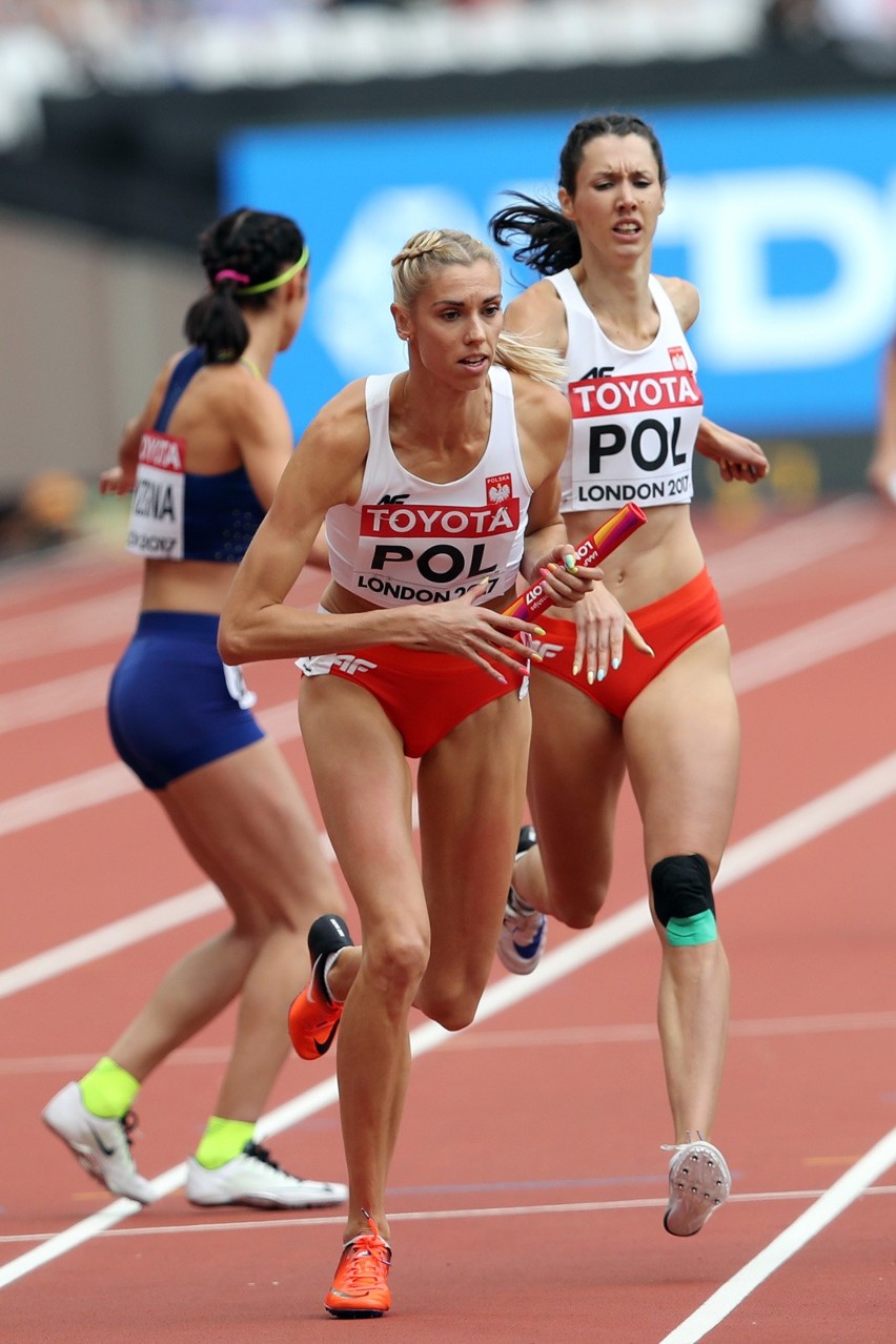 Kobieca sztafeta 4x400 m w finale MŚ w Londynie (po biegu na...