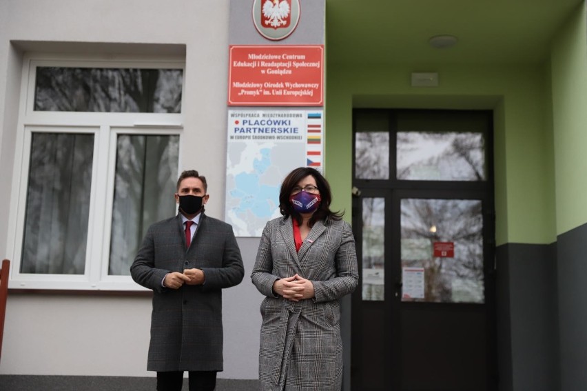 We wtorek (8.12) posłowie Lewicy zorganizowali konferencję...