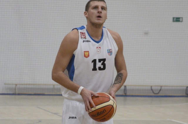 Jakub Lewandowski (na zdjęciu) zdobył w Bielsku Podlaskim 16 punktów.
