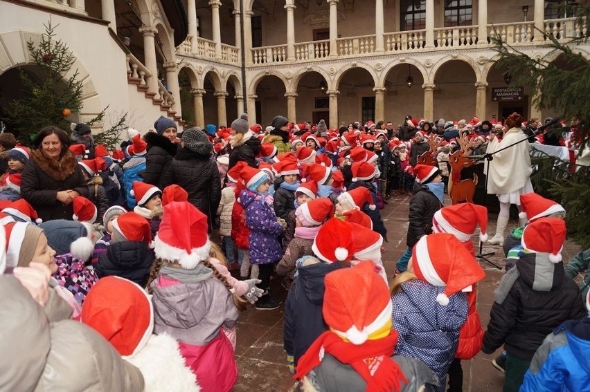 Czarodziejskie Spotkanie z Mikołajem na Małym Wawelu w Baranowie Sandomierskim (ZDJĘCIA)