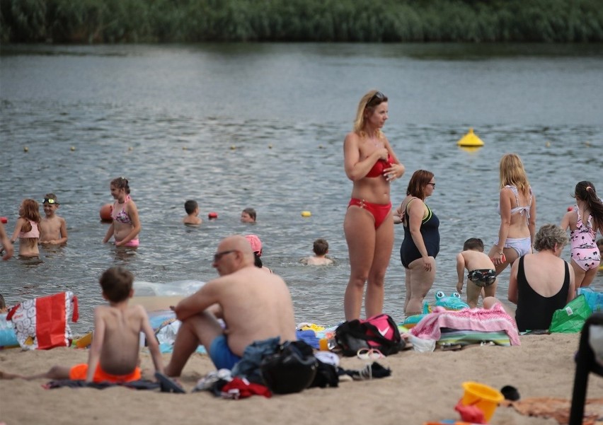 Kąpielisko Dziewoklicz w szczycie sezonu letniego 2021