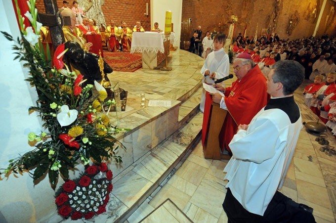 Relikwie ks. Popiełuszki już na Wyżynach