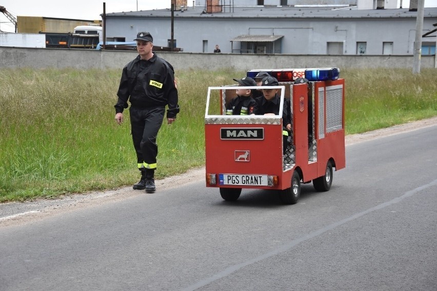 Rafał Nowak w ponad 300 kilometrową trasę wyruszył z...