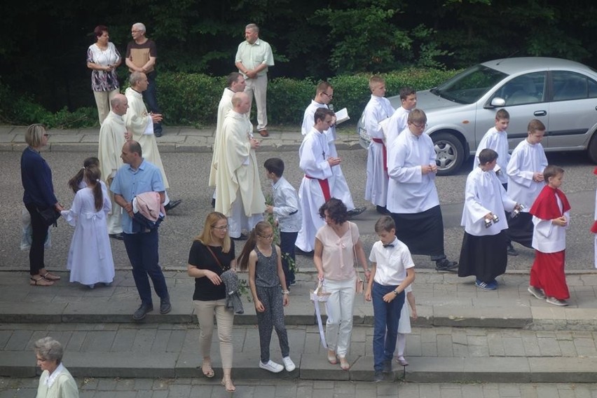 Boże Ciało w Jastrzębiu: Tłumy na procesji