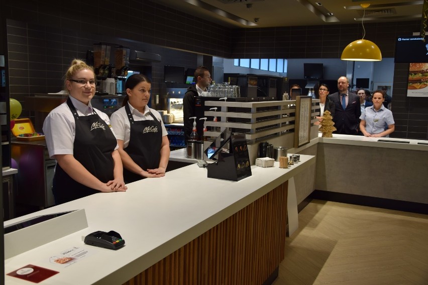 Otwarcie pierwszej restauracji sieci McDonald’s w Człuchowie...