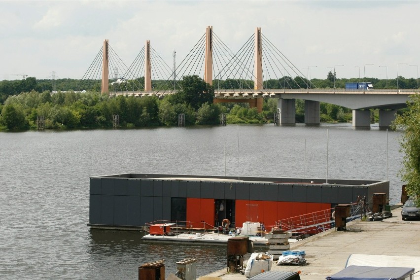 Wrocław: Przeprowadzka domu na wodzie w sobotę. Może potrwać 6 godzin (TRASA)