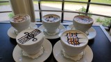 Zobacz wyjątkowe i przykuwające wzrok artystyczne dzieła na kawie. Efektowna sztuka zdobienia kawy - Latte Art!