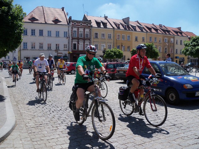 Rowerowy rajd na Rynku w Prudniku.