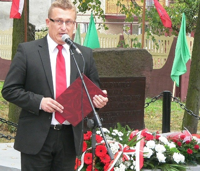 - Nie wolno zapominać nam o historii - apelował Paweł Zagaja, wójt Nowego Korczyna, podczas uroczystości w Piasku Wielkim.