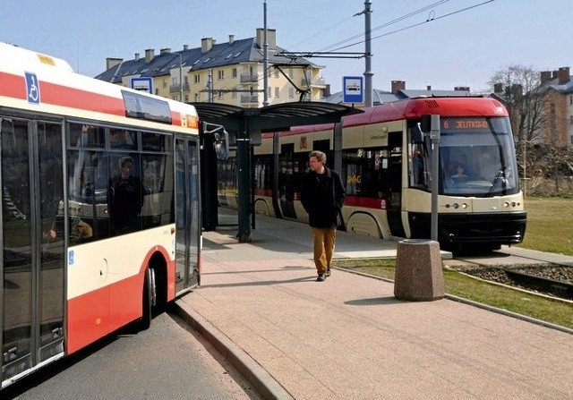 Gdańska komunikacja generuje szereg problemów - do awarii trakcji doszła teraz groźba strajku pracowników