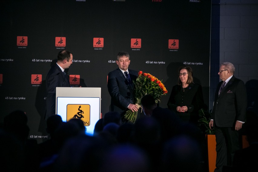 Prezydent Andrzej Duda w zakładzie firmy Dragon Poland w Skawinie