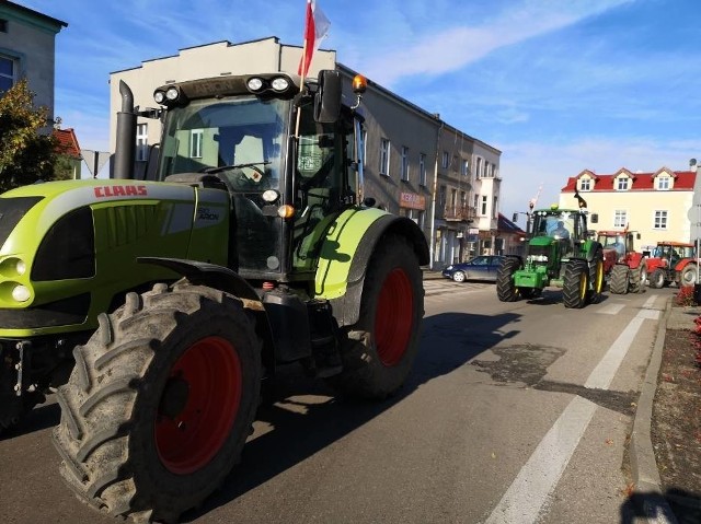 Tak protestowali 28października rolnicy z pow.  grudziądzkiego. Przejechali ciągnikami z Łasina do Grudziądza, a potem do gminy Dragacz