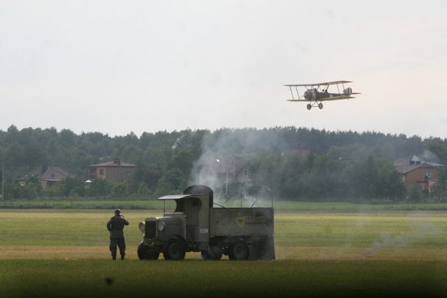 Pojedynek lotników (dogfight) z czasów I wojny światowej i...