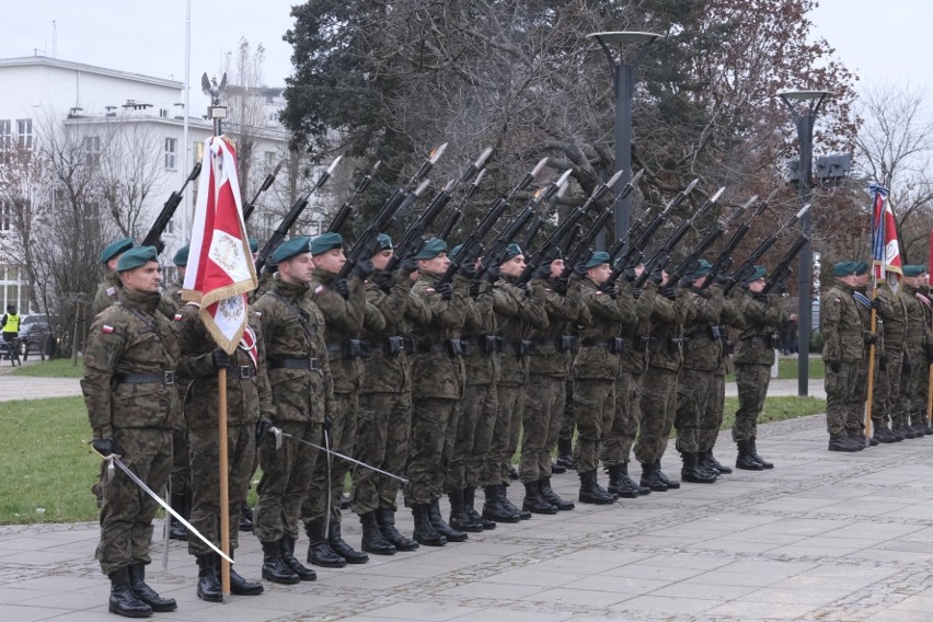 W Toruniu z okazji Święta Wojsk Rakietowych i Artylerii...