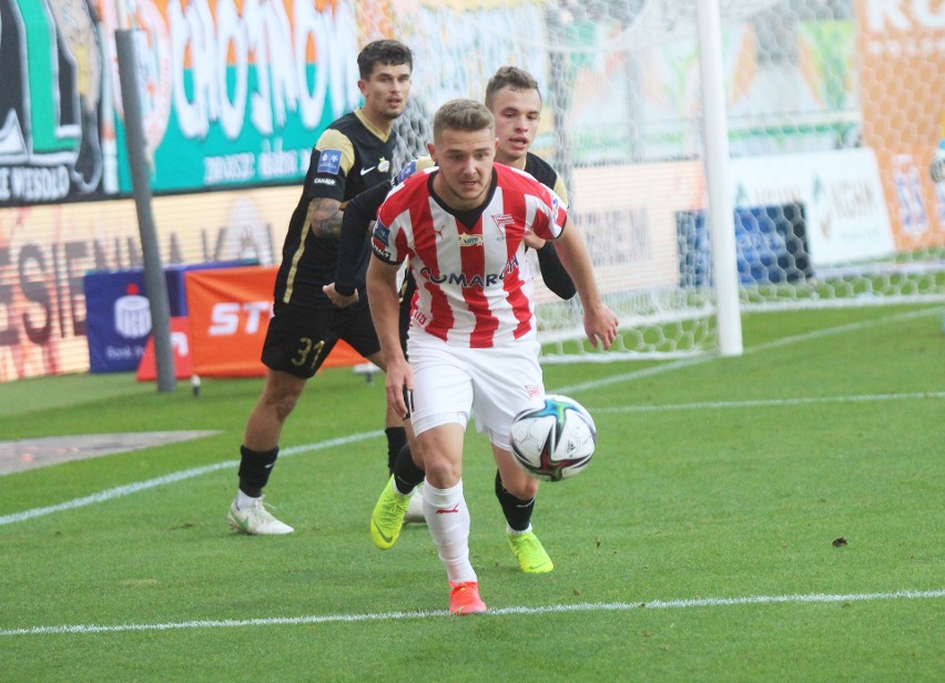 Zagłębie Lubin - Cracovia 1:1. Zagłębie napoczęło, ale nie dobiło rywala i straciło dwa punkty (Skrót, bramki, zdjęcia)