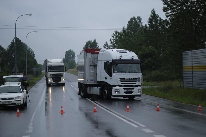 Na skrzyżowaniu drogi krajowej nr 10 i drogi wojewódzkiej nr...