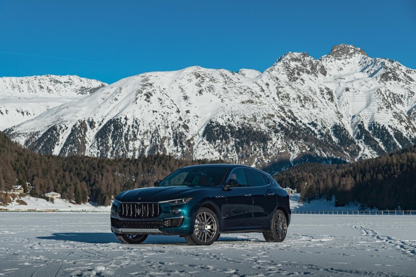 Maserati Levante Royale jest dostępny w dwóch kolorach: Blu...