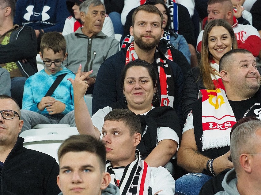 Kibice ŁKS Łódź na meczu Pucharu Polski ze Stalą Mielec ZDJĘCIA
