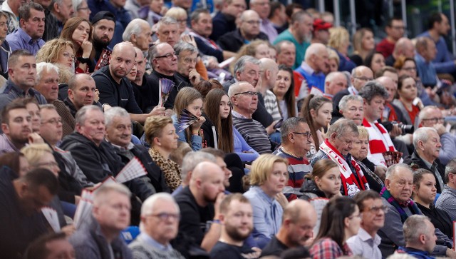 W najbliższy weekend nie powinno zabraknąć sportowych emocji. Spory wybór mają przede wszystkim kibice siatkówki, ale i fani koszykówki, futsalu czy tenisa stołowego znajdą coś dla siebie.Aby zobaczyć cały Sportowy Rozkład Jazdy, przejdź do kolejnego zdjęciaZobacz też: Wielkie wyzwania 2020 Rafała Wilka: kończy budować dom, będzie bronił pracy doktorskiej, w Tokio pojedzie po dwa złote medale paraolimpiady