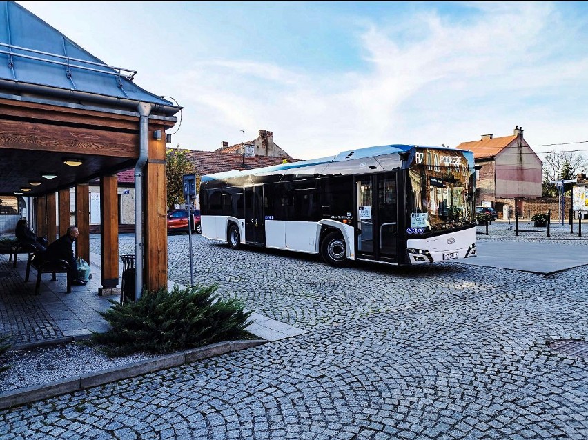 Koleje Małopolskie testują nowoczesne autobusy