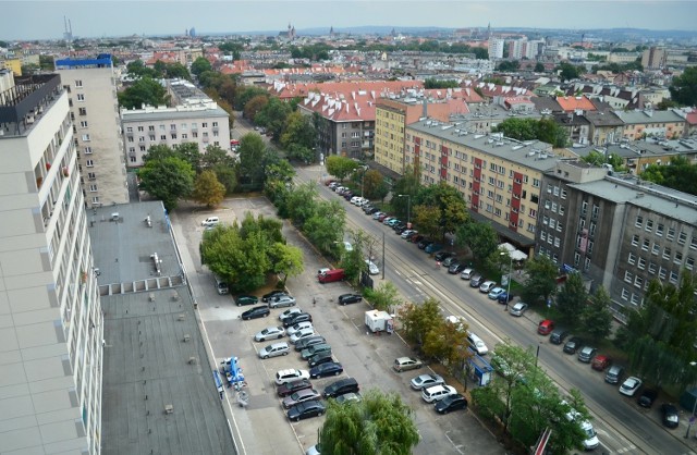 Plac u zbiegu Kijowskiej i Królewskiej ma się znacząco zmienić. Obecnie funkcjonuje tu jedynie parking.