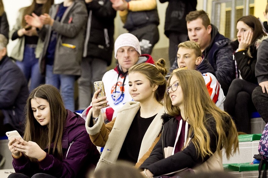 Hokej | 2 liga słowacka. Pogrom w Sanoku - Ciarko KH 58 Sanok wygrało u siebie z MHK Kežmarok 8:0. Ale do play-off bardzo daleko [ZDJĘCIA]