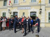 Vipy na otwarciu Park&Ride i centrum komunikacyjnego w Brzeźnicy. Gmina przejęła dworzec PKP. Zdjęcia, film