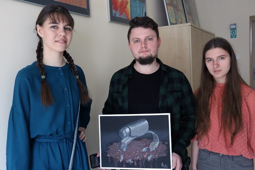 Młodzi artyści z Ukrainy uciekając przez wojną, znaleźli się...