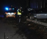 Wypadek w Końskich. Kierowca zostawił rozbite auto i uciekł 