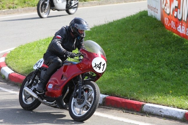 Stanisław Kula z Opola na Hondzie CB 750 z 1978 roku (nr x41)