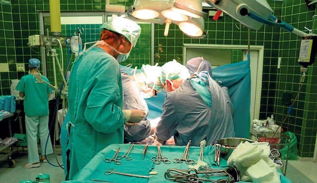 W ubiegłym roku bydgoscy Transplantolodzy wykonali  zaledwie 35 przeszczepów nerek. Od stycznia br. na szczęście takich operacji było już 44